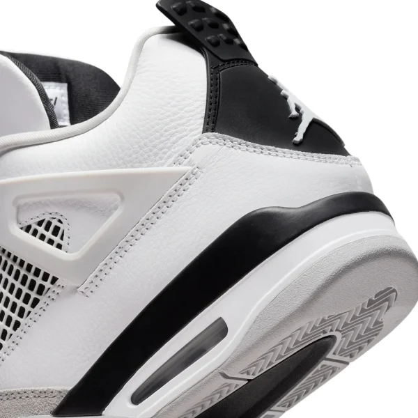 Jordan 4 Military Black 3