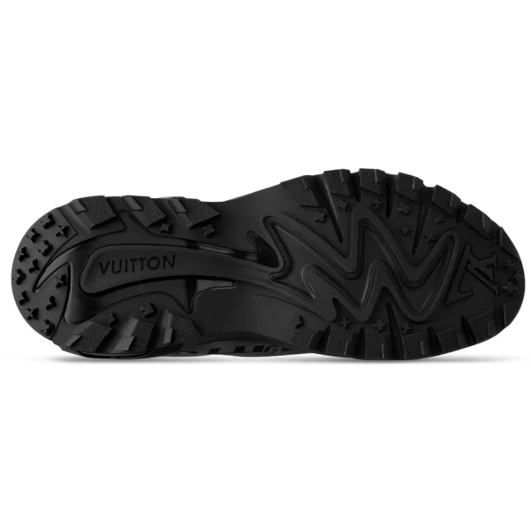 LV Runner Tactic Sneaker 2